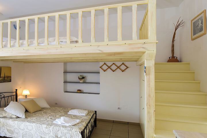 Room 10 of 69