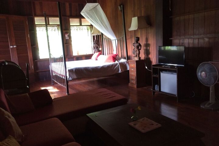Room 10 of 71