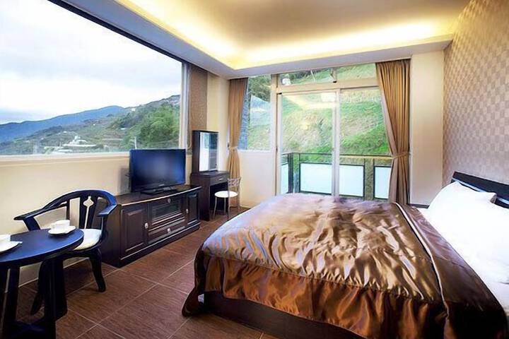 Room 7 of 22