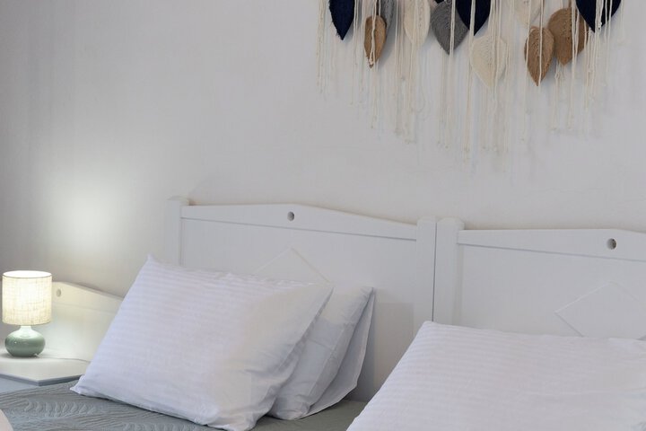Room 15 of 89
