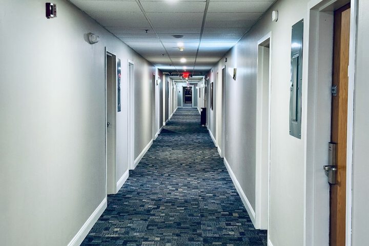 Ballroom/Hall 41 of 49