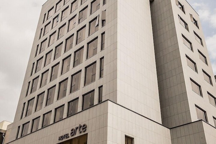 Exterior of Hotel Arte