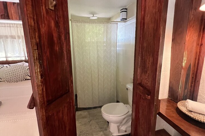 Room 46 of 98
