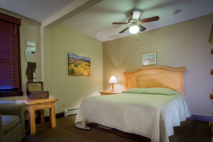 Room 17 of 54