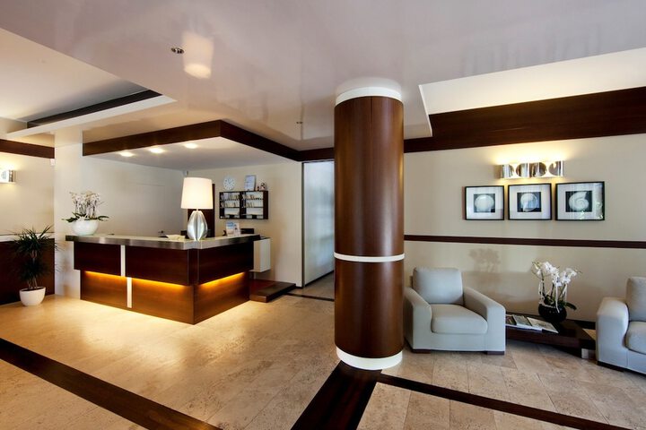 Hotel 2 of 36
