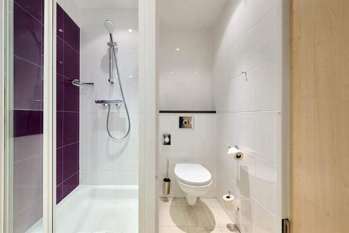 Clean Restrooms
