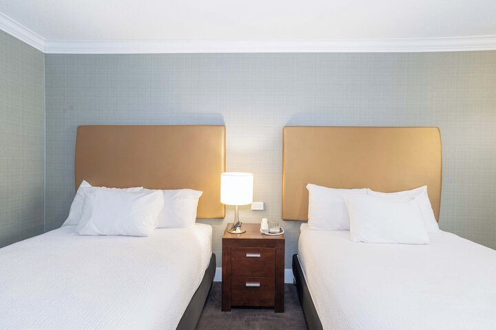 Room 20 of 40