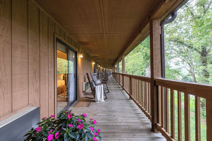 Terrace/Patio 30 of 42