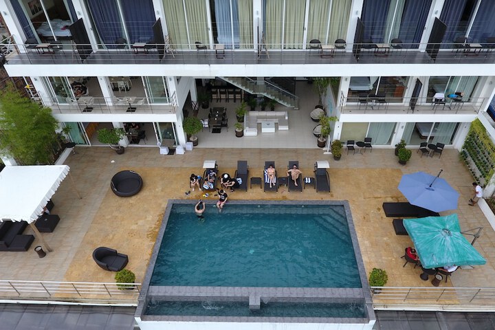 Pool 88 of 159