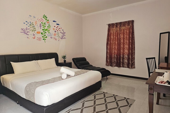 Room 6 of 46