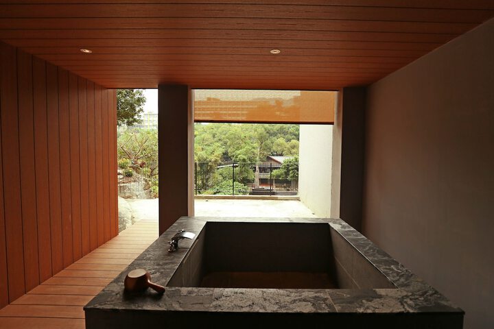 Room 6 of 41