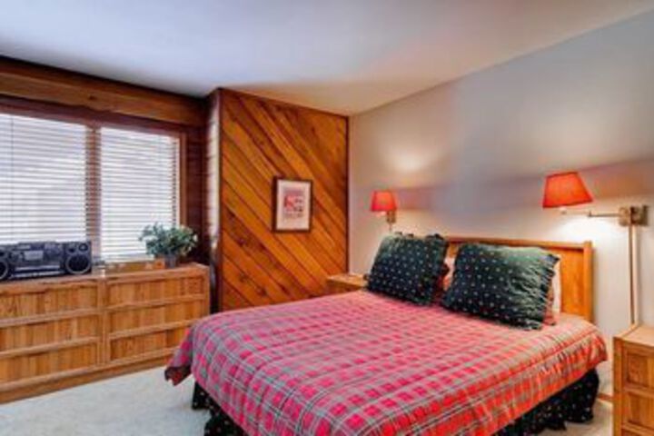 Room 14 of 39