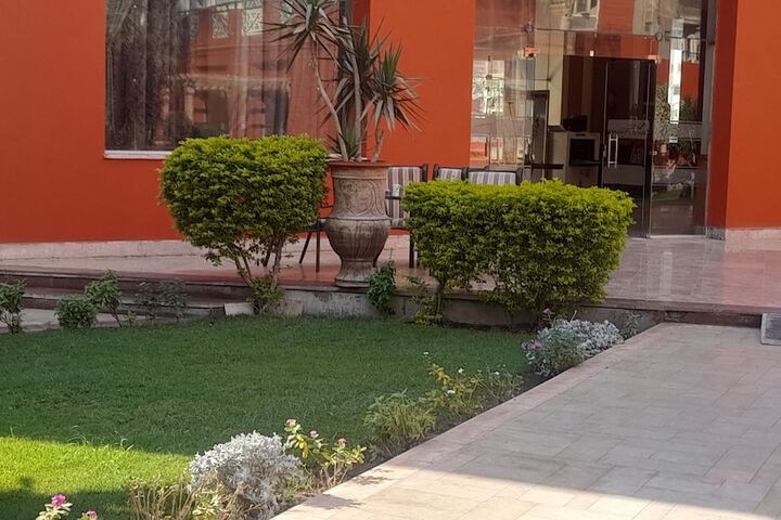 Hotel Exterior 35 of 37