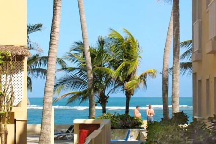 Beach 33 of 37