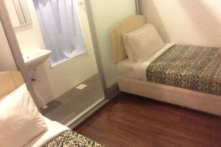Room 22 of 52