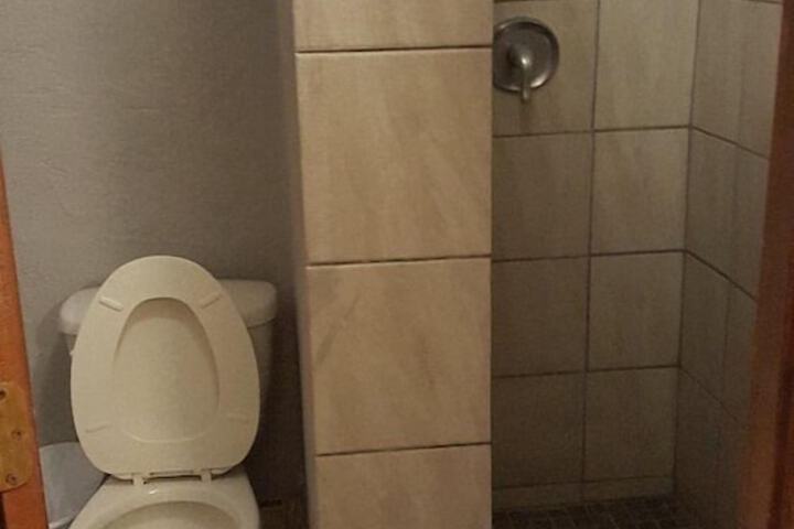 Room 12 of 21