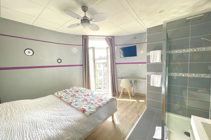 Room 13 of 51