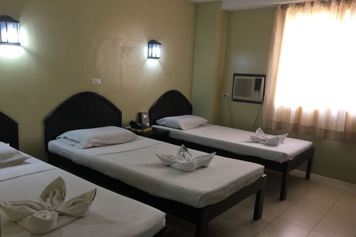 Room 8 of 29