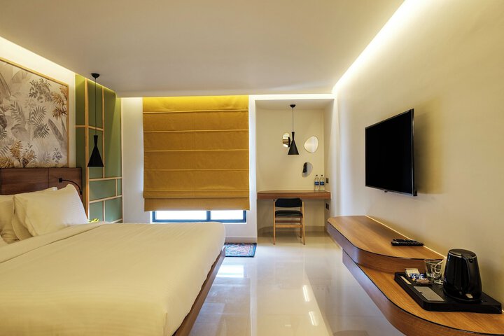 Room 63 of 141