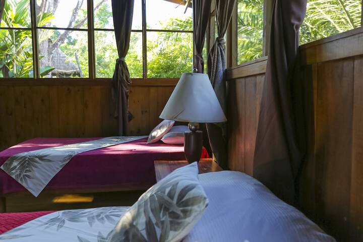 Room 48 of 107