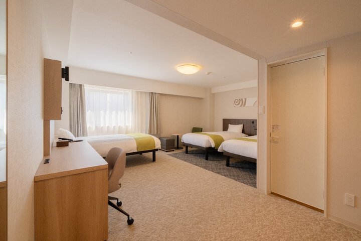 Room 10 of 54
