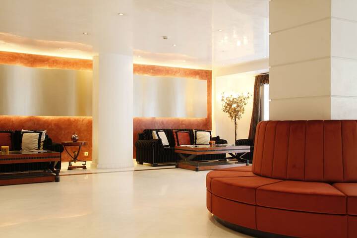 Hotel Lobby