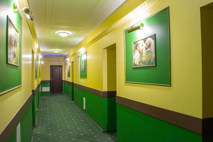 Ballroom/Hall 45 of 56