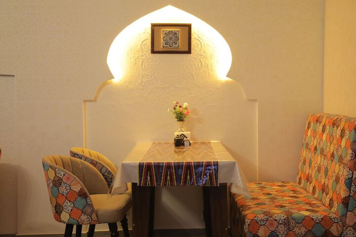 Dining 46 of 58