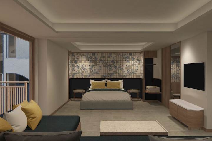 Room 6 of 32