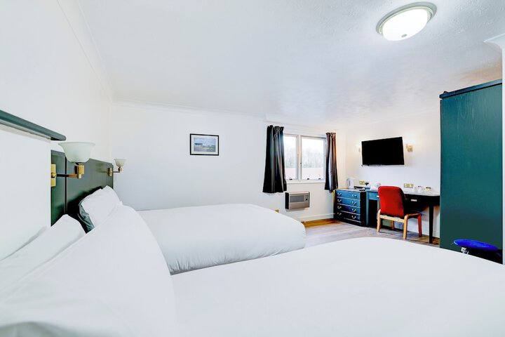 Room 7 of 29