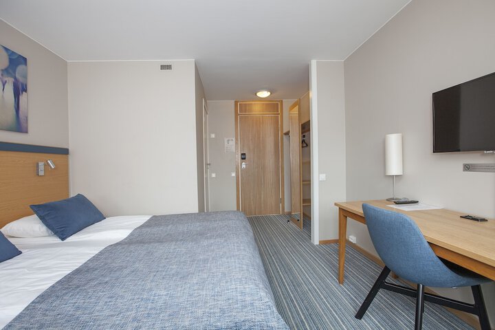 Room 19 of 78