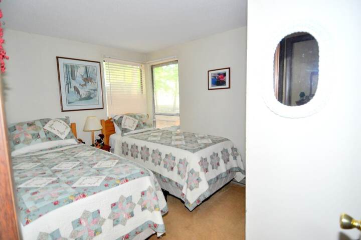Room 3 of 22
