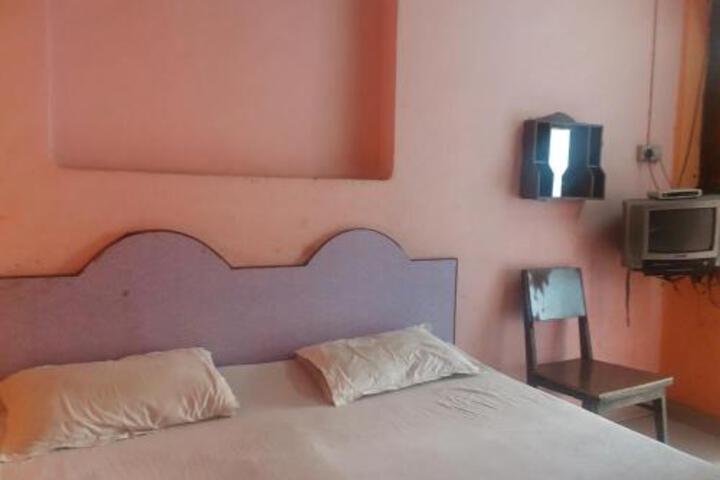 Popular Culcutta Hotel