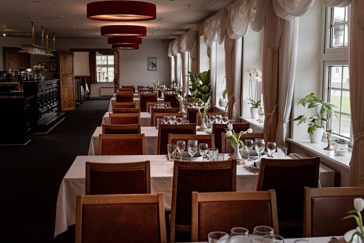 Dining 15 of 20
