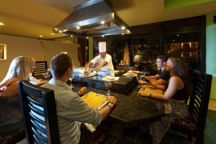 Dining 214 of 322
