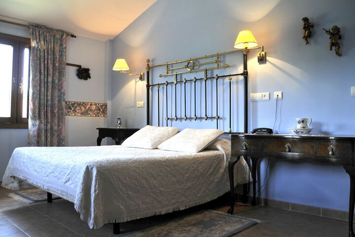 Room 9 of 45