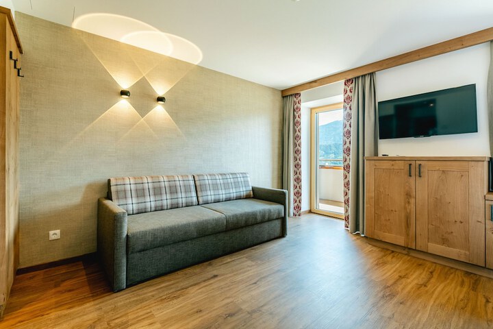 Room 13 of 54