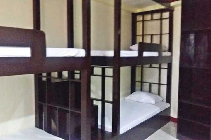 Room 11 of 22
