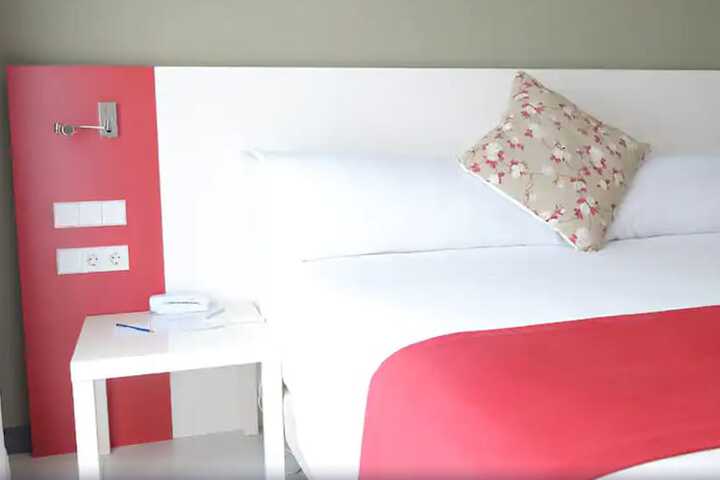 Room 15 of 54