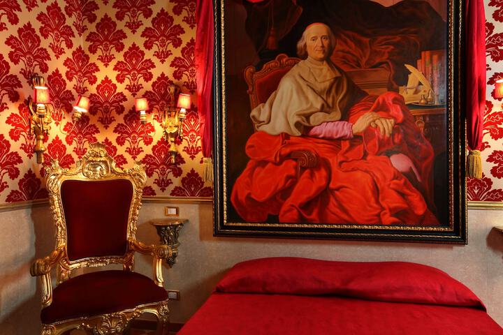 Room 17 of 55