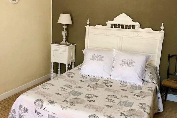 Room 6 of 7