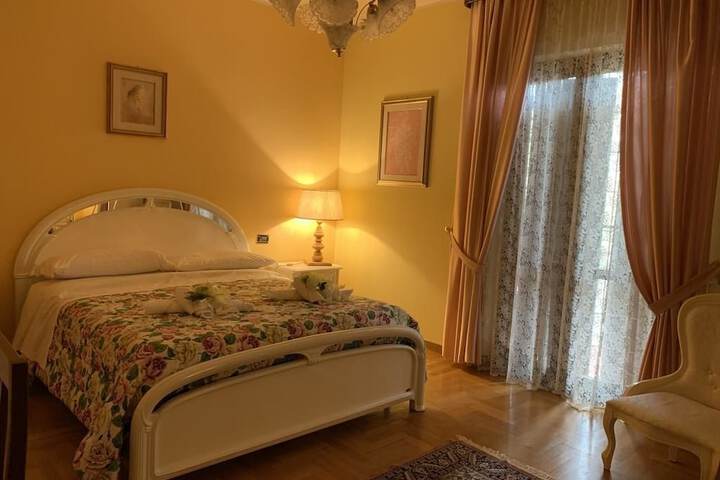 Room 18 of 24
