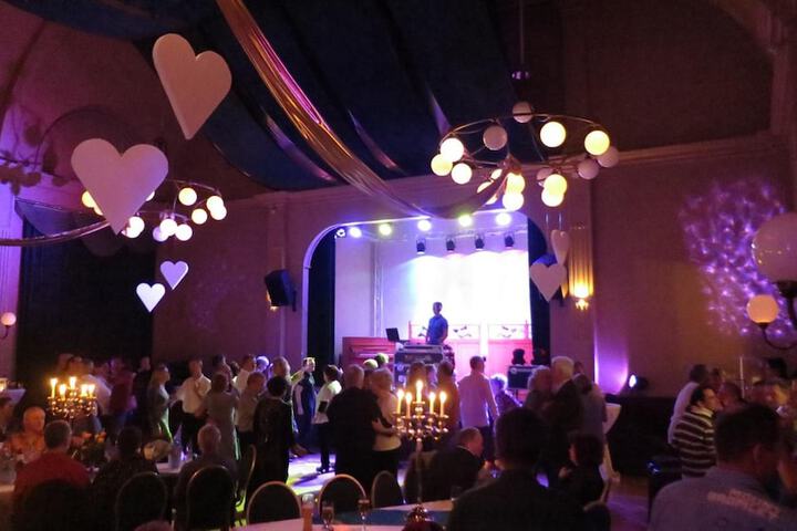 Ballroom/Hall 39 of 45