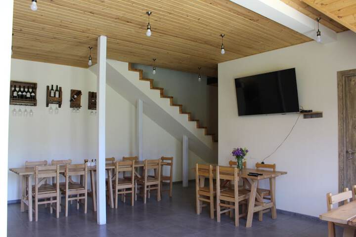 Dining 10 of 21