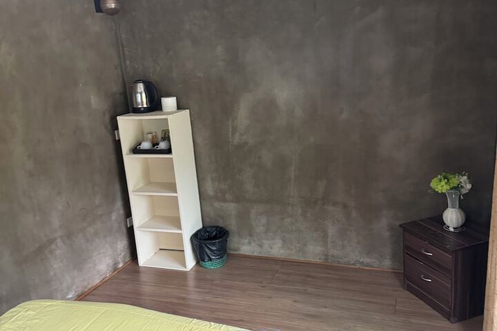 Room 14 of 44