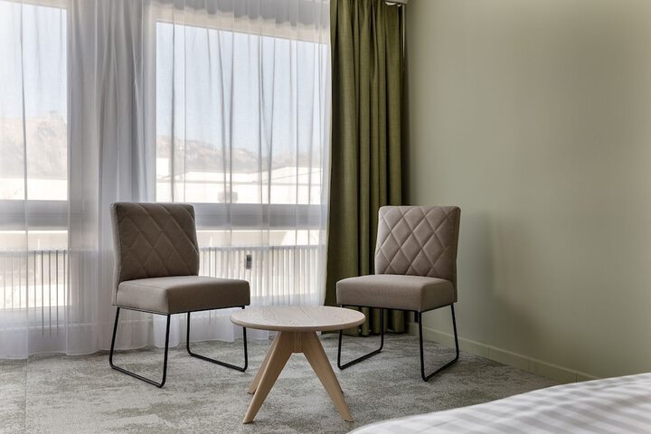 Room 12 of 41