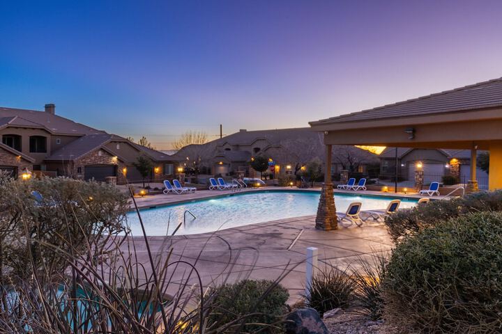 Pool 41 of 66