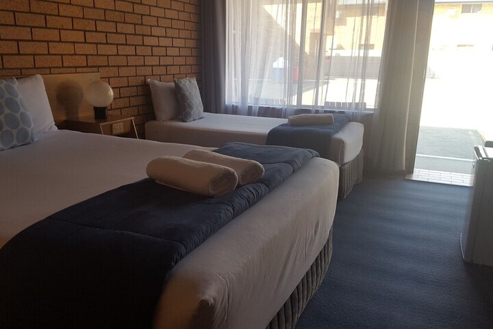Room 41 of 68