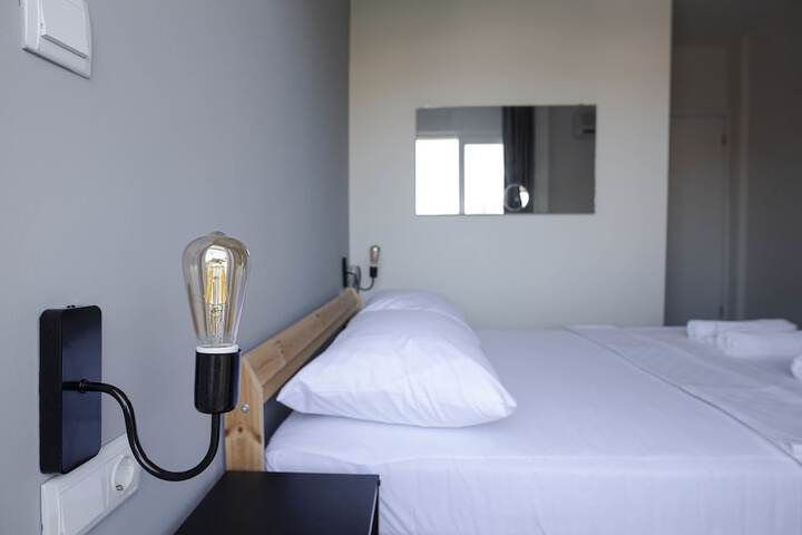 Room 26 of 135