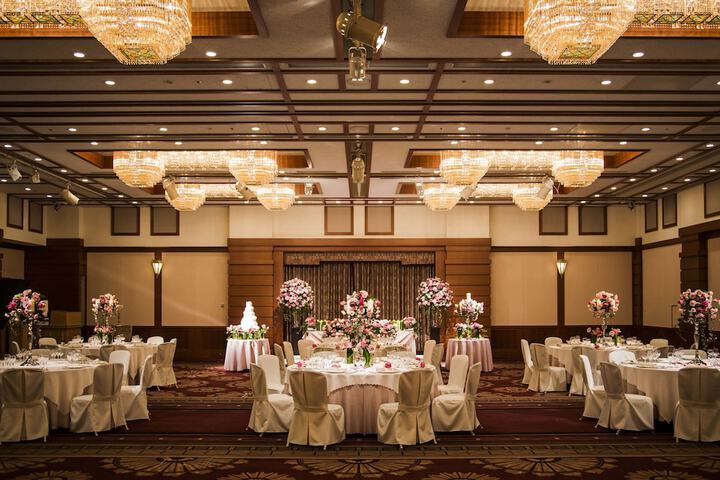 Ballroom/Hall 21 of 25